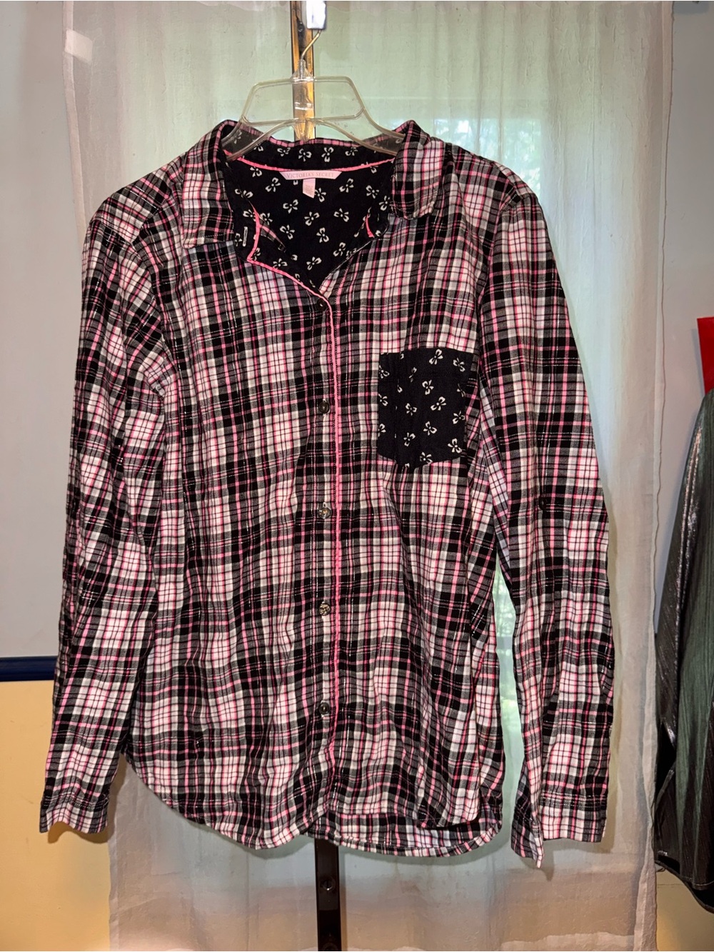 Victorias Secret Large Black Pink Plaid Black Floral Long Sleeve Pajama Shirt